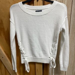 Abercrombie & Fitch White Sweater